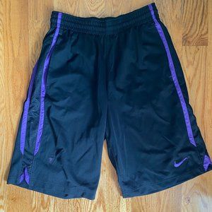 Vintage Nike/Kobe Basketball Shorts - Small